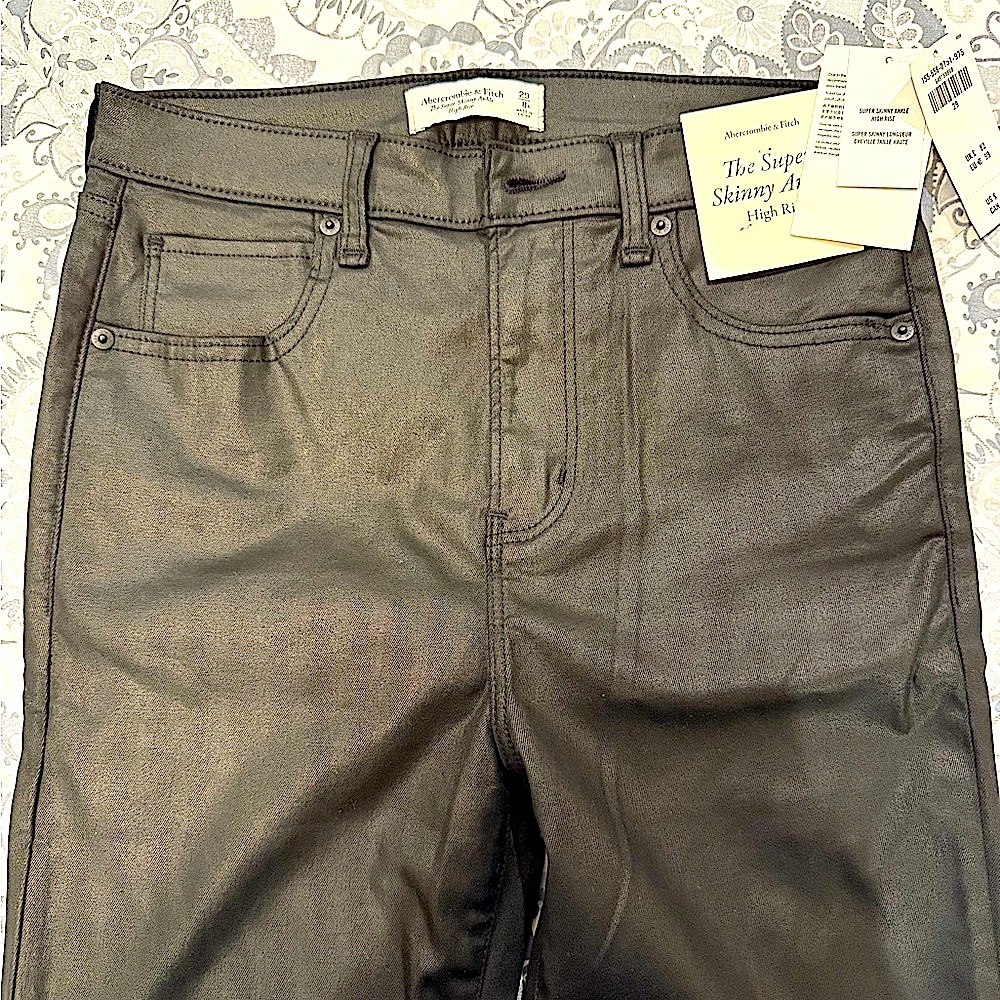 Sexy Abercrombie & Fitch Black Coated Skinny Jeans, 8/29, grunge, new with tags!